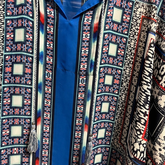 Valerie Stevens blue top, perfect over a tank or tee, size Small - Picture 5 of 5